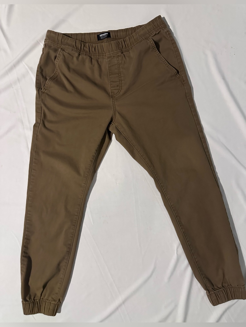 Denizen from Levi's Elastic Waist Slim Jogger Chinos - Brown - Picture 3 of 8